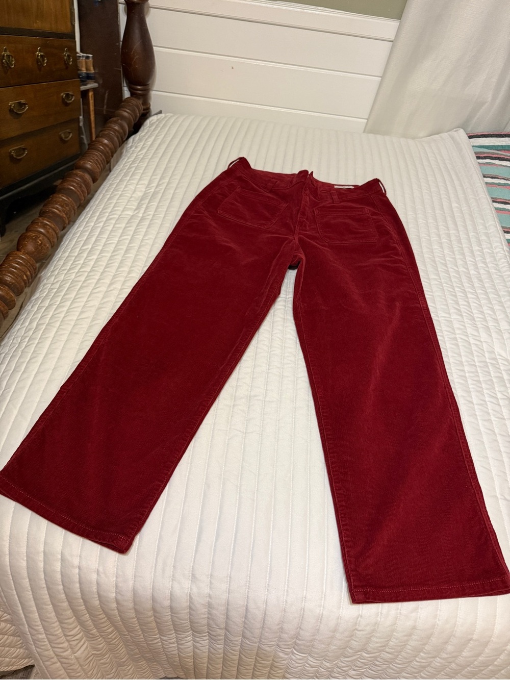 Wonderly Corduroy Straight-Leg Pants in Wine Red